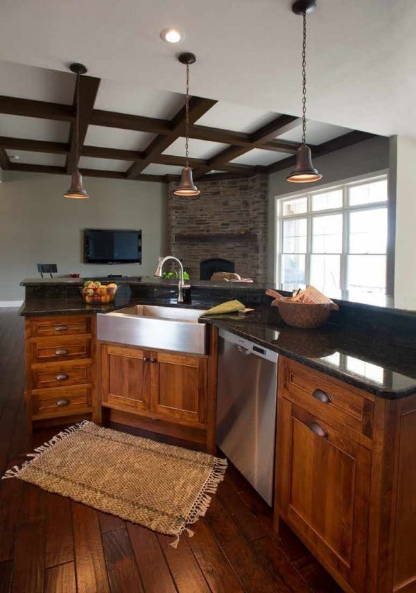 Custom Kitchen Cabinets