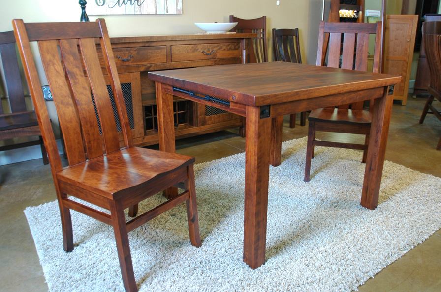 Amish Furniture Tables