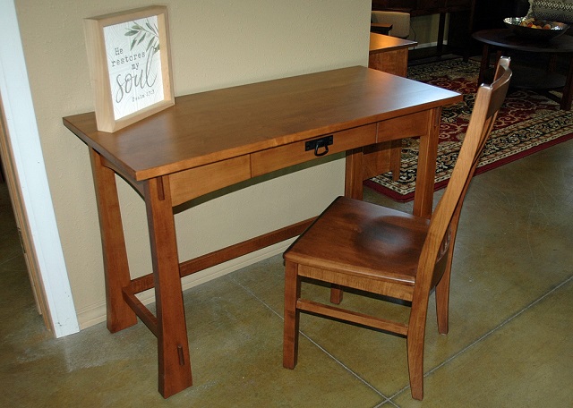 Amish Furniture Writing Desk